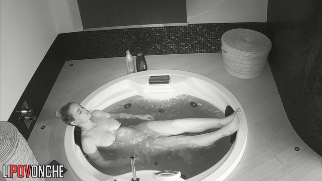 Husband installed spy camera in the jacuzzi to watch his naked wife