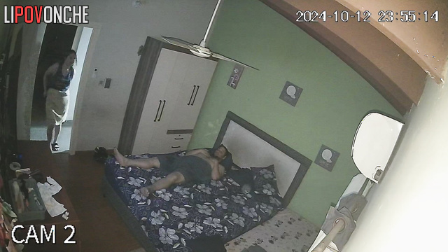 Girl sucks her man's cock during television program