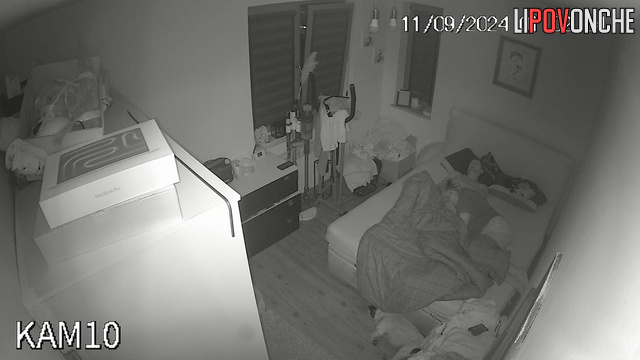 Woman gives bj so professionally that the guy couldn't resist & fucked her