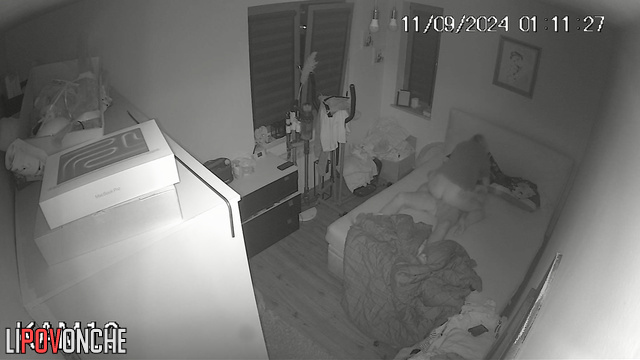 Woman gives bj so professionally that the guy couldn't resist & fucked her