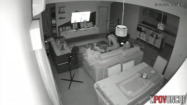 Woman fucks her boyfriend while he's watching a soccer game