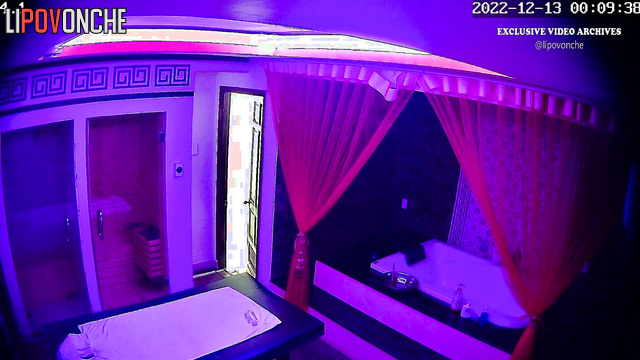 Tattooed Asian girl massages client's cock with her pumped-up buttocks