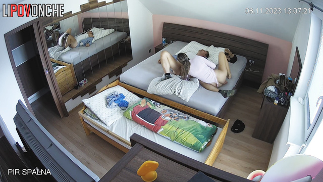 They don't break up because of good sex (bedroom tape)