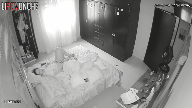 Just her and her sexual desires (bedroom solo video)