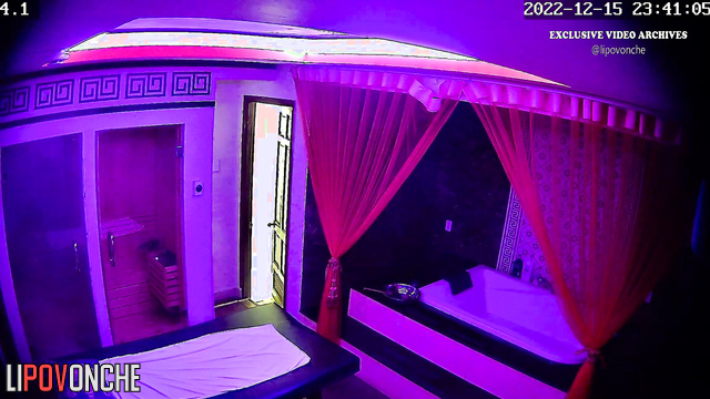 Prostitute made him perfect handjob in the bathroom