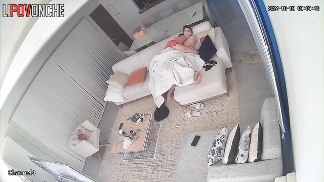 Girl invited a chubby friend over for a quick fuck