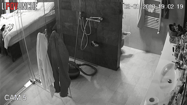 Pretty blonde peeing before a sleep / bathroom tape