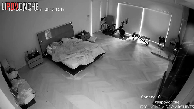 Sweet sex after a long breakup / cool bedroom tape