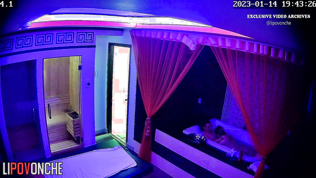 In this Asian salon absolutely every man stays fully satisfied
